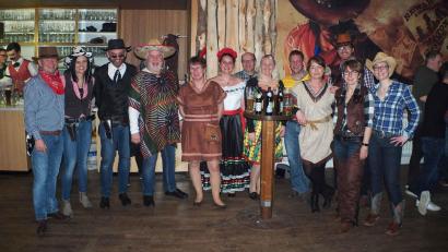 Archivbild: gz
Der letzte Schützenball 2019 stand unter dem Motto "Der wilde Westen". In diesem Jahr kann sich jeder nach Belieben kostümieren.