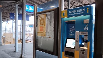 Bild: as
An den Bahnhöfen im VGN-Beitrittsgebiet wurden die Ticketautomaten schon umgerüstet.