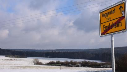 Bild: bö
Wie man bei den Hohenburger Bürgerversammlungen hörte, ist bei Egelsheim am Rande das Naturparks Hirschwald eine 8,8-Megwatt große Freiflächen-Photovoltaikanlage geplant.