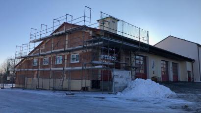 Bild: Feuerwehr Neusorg/exb
Das Feuerwehrgerätehaus Neusorg wird erweitert.