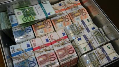 Symbolbild: Petra Hartl
In der Sitzung am Dienstag erhielt der Finanz-, Vergabe-, Grundstücks- und Sanierungsausschuss Weiden Auskünfte über den Stand der Haushaltsplanung 2024.