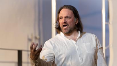 Bild: Daniel Werner
Bernhard Neumann bestreitet als Judas 65 Minuten lang einen Theatermonolog, bei dem sich alles um die Rolle des Judas als Bösewicht oder nicht dreht.