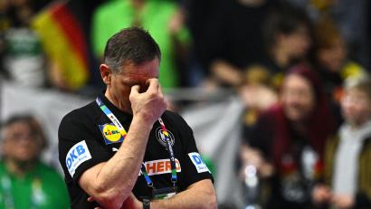 Bild: Tom Weller/dpa
Bundestrainer Alfred Gislason und sein Team haben bei der EM das Spiel um Platz drei verloren.