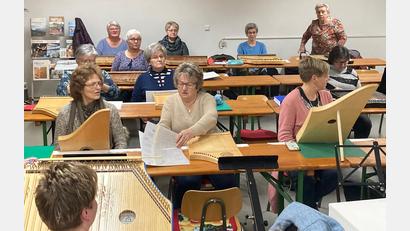 Bild: Sandra Lang/exb
Im neuen Gruppenraum fühlen sich die Mitglieder des Förderkreises Musik schon heimisch.