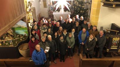 Bild: Pauline Regler/exb
Ein Gottesdienst in der Kirche St. Laurentius gehörte zum Programm des Klassentreffens.
