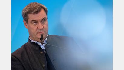 Bild: Sven Hoppe
Markus Söder (CSU), Ministerpräsident von Bayern, nimmt nach der Haushaltsklausur des bayerischen Kabinetts am Tegernsee an einer Pressekonferenz teil. Das Kabinett hat sich mit dem Doppelhaushalt 2024/2025 beschäftigt.