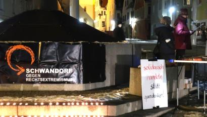 Bild: Hirsch
Das Bündnis gegen Rechtsextremismus organisiert am 7. Februar um 18 Uhr am Schwandorfer Marktplatz eine Kundgebung unter dem Motto "Nie wieder ist jetzt - Haltung zeigen".