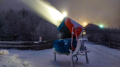 Bild: Thomas Geißler
Diese Schneekanone ist mobil, kann also woanders platziert werden.
