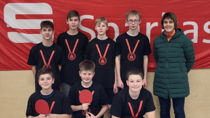 Bild: Matthias Fischer/exb
Die Tischtennisspieler des Johann-Andreas-Schmeller-Gymnasiums nehmen am Nordbayernfinale im Tischtennis teil.