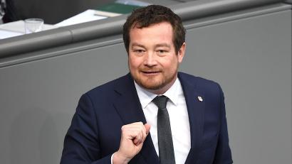 Archivbild: Britta Pedersen/dpa
Uli Grötsch sitzt für die SPD im Bundestag. Das könnte sich ändern, wenn der Weidener zum Polizeibeauftragten des Bundes gewählt wird.