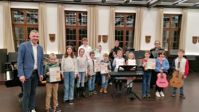 Bild: Kreismusikschule/exb
Vorspiel der Schülerinnen und Schüler von Christine Behr und Tobias Böhm.