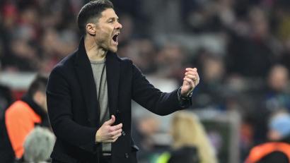 Bild: Marius Becker/dpa
Erfolgreich und gefragt: Leverkusens Trainer Xabi Alonso.