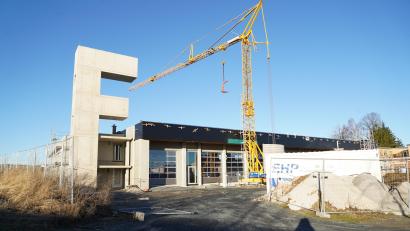 Bild: kaz
Die Arbeiten am neuen Feuerwehrgerätehaus in Kemnath laufen auf Hochtouren.