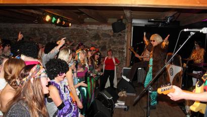 Bild: stg
Für grenzenlose Schlager-Stimmung sorgte am Freitagabend die "Golden Glitter Band" am Schafferhof