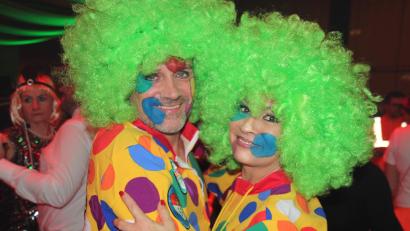 Bild: kro
Auffallend war dieses Pärchen im Partnerlook auf der Tanzfläche beim Lumpenball der Tursiana im Kettelerhaus Tirschenreuth.
