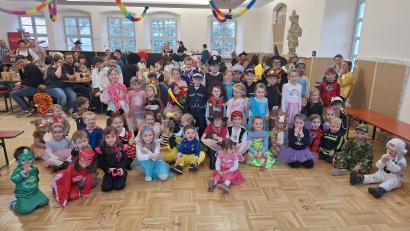 Bild: Daniela Malzer/exb
Ganz schön was los war beim Krabbelgruppen-Fasching in Leonberg.