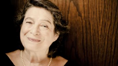 Bild: Marco Borggreve/exb
Elisabeth Leonskaja gibt ein besonderes Konzert im Stadttheater Amberg.