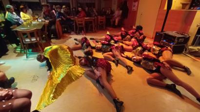 Bild: SV Neusorg/exb
Die Show-Tanzgruppe "Superior" aus Erbendorf trat beim Rosenmontagsball des SV Neusorg auf.