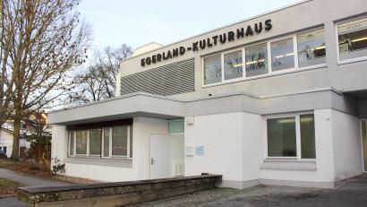 Bild: Alexandra Hautmann/fph
Damit die KVB-Praxis im Sommer 2022 in das Egerland-Kulturhaus einziehen konnte, hat die Stadt Marktredwitz die Räume im Erdgeschoss bedarfsgerecht ausgebaut und renoviert.