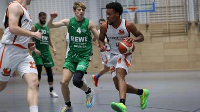 Bild: Dieter Jäschke
Rasheed Reams (am Ball) wird den Neustädtern gegen Augsburg fehlen. Der Leistungsträger fällt grippekrank aus.