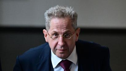 Bild: Martin Schutt/dpa
Der 61 Jahre alte Maaßen will nach eigenen Angaben für den Parteivorsitz kandidieren.