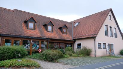 Bild: do
Die Herausforderungen für die kleine Klostergemeinde reißen nicht ab. Mit der Modernisierung und der energetischen Sanierung der Kindertagesstätte beginnen die Speinsharter mit einem weiteren Großprojekt.