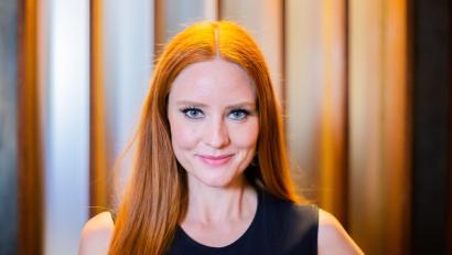 Archivbild: Christoph Soeder/dpa
Barbara Meier spielt bei "Dahoam is Dahoam" mit.