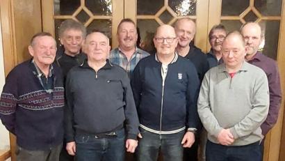 Bild: gi
Die neuen Meister des Brieftaubenvereins 05193 Vohenstrauß mit 1. Vorsitzenden Josef Prem (Vierter von rechts).