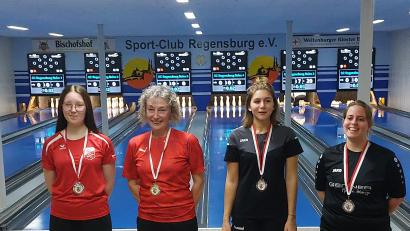 Bild: adj
Die Teilnehmerinnen der beiden Finals im Sprint: (von links nach rechts) Lea Wirnitzer, Petra Dilling, Franziska Sünkel und Sibylle Kraus.