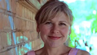 Bild: Monika Geier/exb
Monika Geier, Autorin der Bücher "Antoniusfeuer", "Wie könnt ihr schlafen" und "Für Alles so hell da vorn".