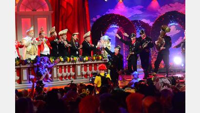 Bild: Kunz
Die Altneihauser Feierwehrkapelln sorgte bei der Fastnacht in Franken wieder für ordentlich Stimmung.