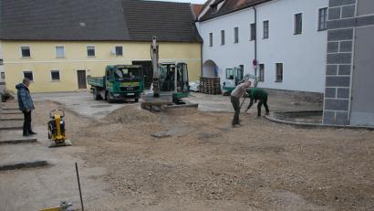 Bild: pop
Die Arbeiten für den Parkplatz vor dem Hammerschloss haben begonnen.