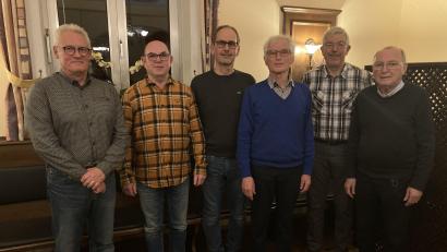 Bild: Robert Schißlbauer/exb
Das Vorstandsteam wurde neu aufgestellt (von links) Georg Trummer, Hermann Pirzer, Hans Seitz, Bernhard Saurenbach, Jürgen Stauber und Günter Preißl.