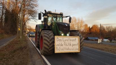 Archivbild: wb
Die Proteste der Landwirte waren für Elektrotechnikermeister Holger Pühl der Auslöser, auf die Probleme in der Wirtschaft, aber auch im Schul- und Gesundheitswesen aufmerksam zu machen. Am Samstag, hat er deshalb eine Sternfahrt organisiert.