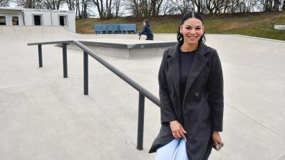 Bild: Petra Hartl
Nessa Jakob auf dem Skateplatz in Kümmersbruck: Hier hat sie 2023 einem verunglückten Jungen geholfen.