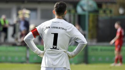 Bild: Hubert Ziegler
Hande in die Hüften: Die Ammerthaler Spieler sind derzeit ratlos ob ihrer schlechten Ergebnisse. Am Freitag geht es nach Cham.