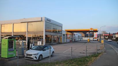 Bild: jma
Bis Ende 2024 kann in Auerbach beim Dornisch noch getankt werden.