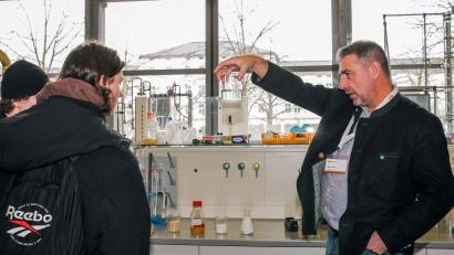 Bild: Wiesel/OTH Amberg-Weiden/exb
Am Studieninfotag laden die Labore der OTH Amberg-Weiden zum Mitmachen ein.