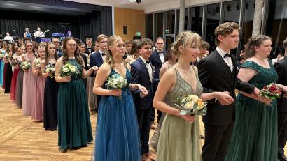Bild: krb 
Abschlussball des Neustädter Gymnasiums.