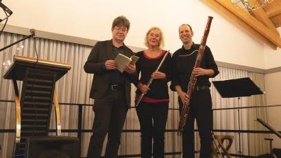 Bild: Monika Renda/exb
Ein Opernabend der anderen Art findet im Saal des Gasthof Burkhard mit Rolf Stemmle sowie den Musikern Susanne Hoffmann und Benedikt Dreher statt.