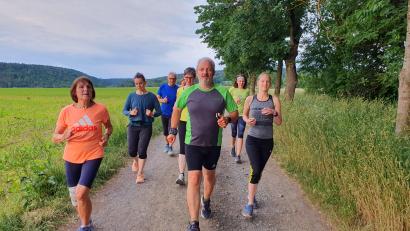 Archivbild: Lowak
Der Lauftreff der DJK Weiden bietet auch 2024 wieder die "Lauf10"-Aktion an. Start ist am Montag, 8. April, um 18.30 Uhr.