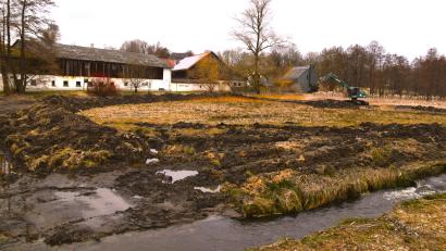 Bild: Armin Ebneth/Stadt Schönsee/exb
Der Keckenweiher wird teilweise ausgebaggert, um ihn auf lange Sicht als Gewässer zu erhalten.