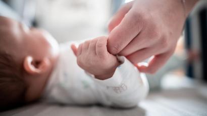 Bild: Fabian Strauch
Warum schreit mein Baby? Warum hat mein Zweijähriger ständig Trotzphasen? In einer Vortragsreihe können Eltern darüber mehr erfahren.