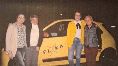 Bild: Reinhard Fraunholz, FLIKA/exb
Von links: Margit Meier, Vorsitzende von FLIKA), Hannelore Hackl (Spenderin), Susanne Strobel (Zweite Vorsitzende von FLIKA) und Heidi Birner (FLIKA-Beirätin).