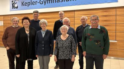Bild: Veit Wagner/Freunde des Kepler-Gymnasiums/exb
Fast alle Mitglieder des Vorstands des Fördervereins am Kepler-Gymnasium wollen sich nochmals engagieren, allerdings nur noch für ein Jahr (von links): Veit Wagner, Petra Vorsatz, Georg Kreiner, Sigrid Bloch, Norbert Ziegler, Lisa Taller, Burkhard Röhlinger, Richard Melzner und Johann Walz.