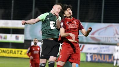 Bild: Hubert Ziegler
Im Spiel zwischen der DJK Ammerthal und dem TSV Kornburg ging es eng zu. Die Heimmannschaft konnte einen Elfmeter nicht zum Ausgleich nutzen.