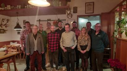 Bild: Fischereiverein Wiesau/exb
Wahlen beim Fischereiverein Wiesau: Im Bild von links Matthias Zwerenz, Bürgermeister Toni Dutz, Wolfgang Stock, Lorenz Korb, Vorsitzender Daniel Hechtl, Patrick Oppl, Carsten Seebauer, Jeremia Froschauer, Tanja Hechtl, Richard Herold und Hubert Höfer.