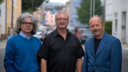 Bild: Thomas Stock/exb
Juri Smirnov - Saxofon, Querflöte, Klarinette, Markus Fritsch – Kontrabass, Thomas Stock - Schlagzeug, Percussion