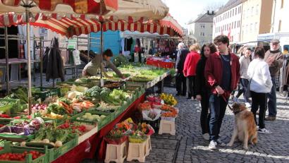 Bild: kro
Zahlreiche Besucher zog es am Sonntag zum Josefimarkt in Waldsassen.