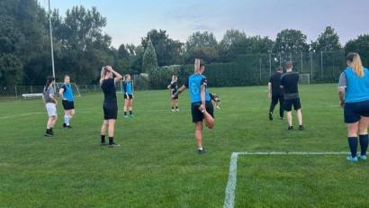 Bild: FC Amberg Damen/exb
Um diese Fläche geht es: Aus dem C-Platz, auf dem im Sportpark am Schanzl auch das Damen-Team des FC Amberg spielt und trainiert, soll ein Kunstrasenplatz werden.